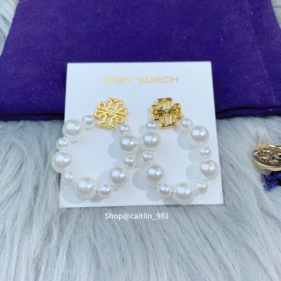 Tory Burch Britten Pearl Hoop Earrings in Tory Gold (Brand New with Dust Bag) - Picture 3 of 5